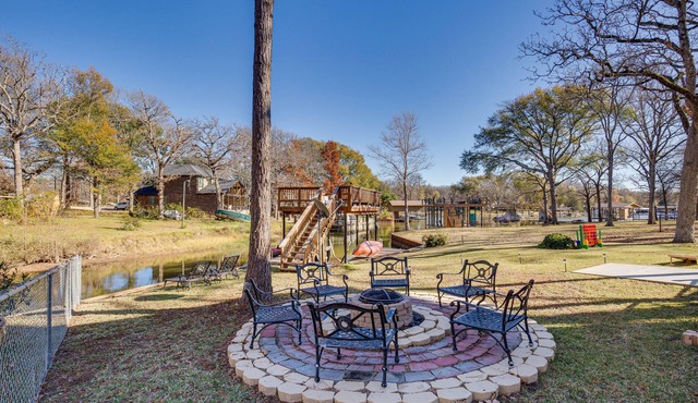 Waterfront Texas Escape w/ Luxury Hot Tub!
