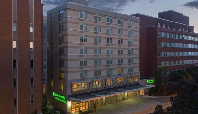 Wyndham Garden Buffalo Downtown