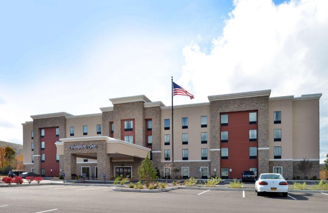 Hampton Inn Post 