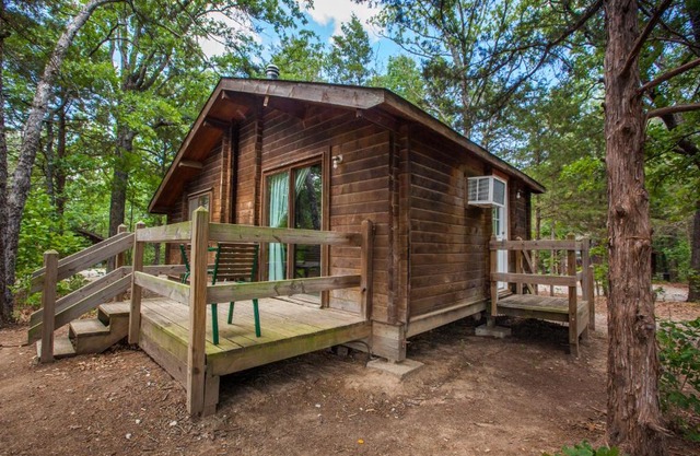 Lake Texoma Camping Resort Cabin 2