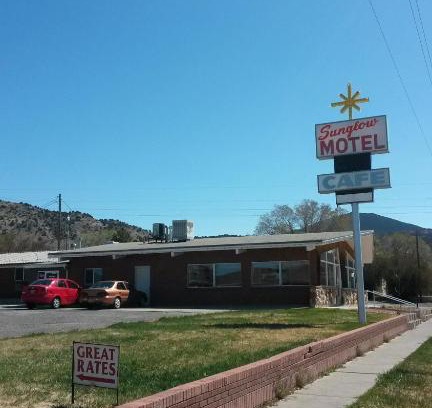 Bicknell Hotel | Sunglow Motel