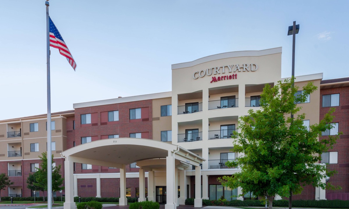 South Arlington Hotel | Courtyard by Marriott Dallas Arlington South