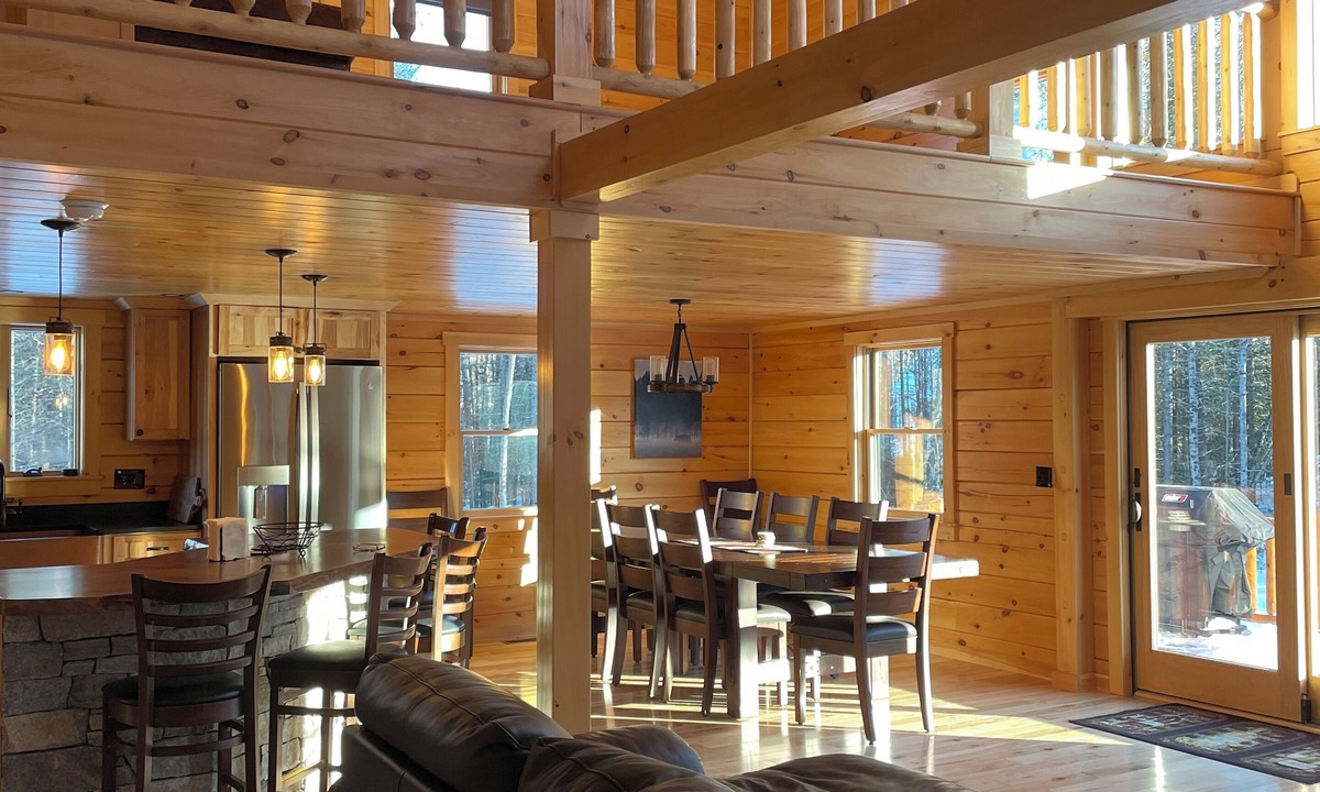 Twin Mountain Cabin | Family friendly, modern cabin near Bretton Woods, Mt. Washington & Santa’s Vlg