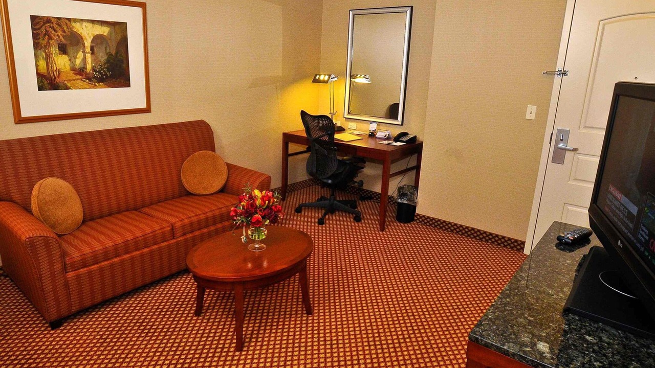 Photo of Livingroom in Erie