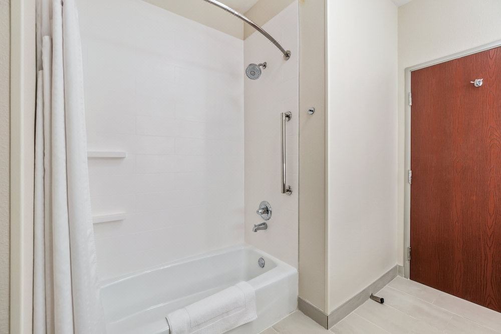 Photo of Bathroom in Van Buren