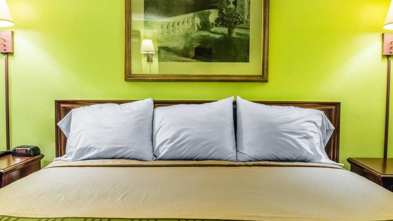 Photo of Bedroom in South Hills