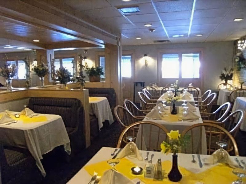 Photo of Livingroom in Nasons Corner