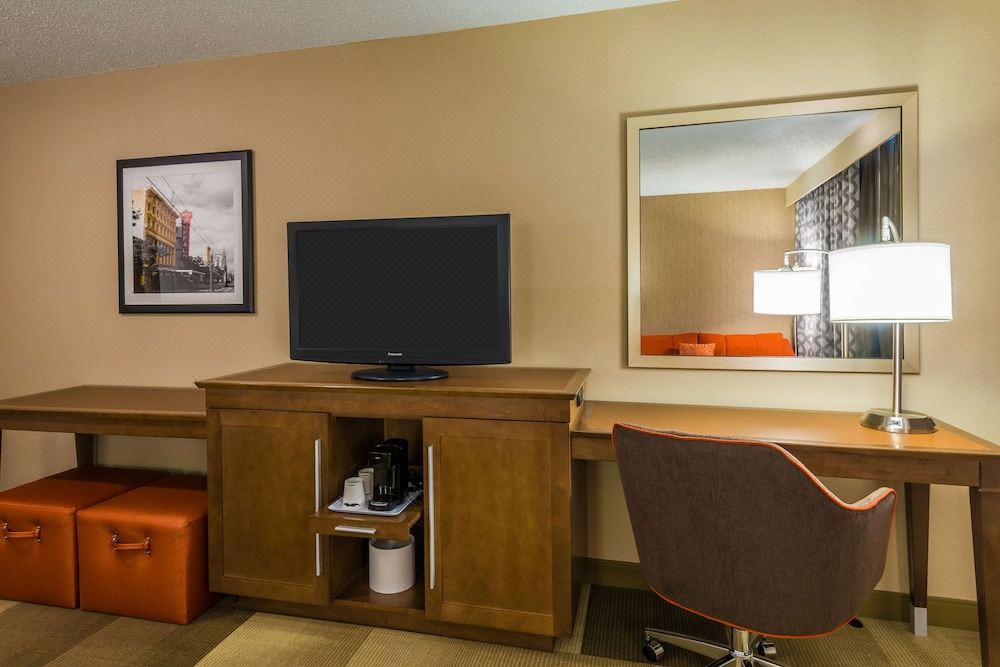 Photo of Livingroom in Cheektowaga