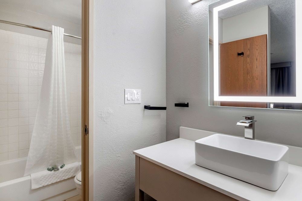 Photo of Bathroom in Joplin