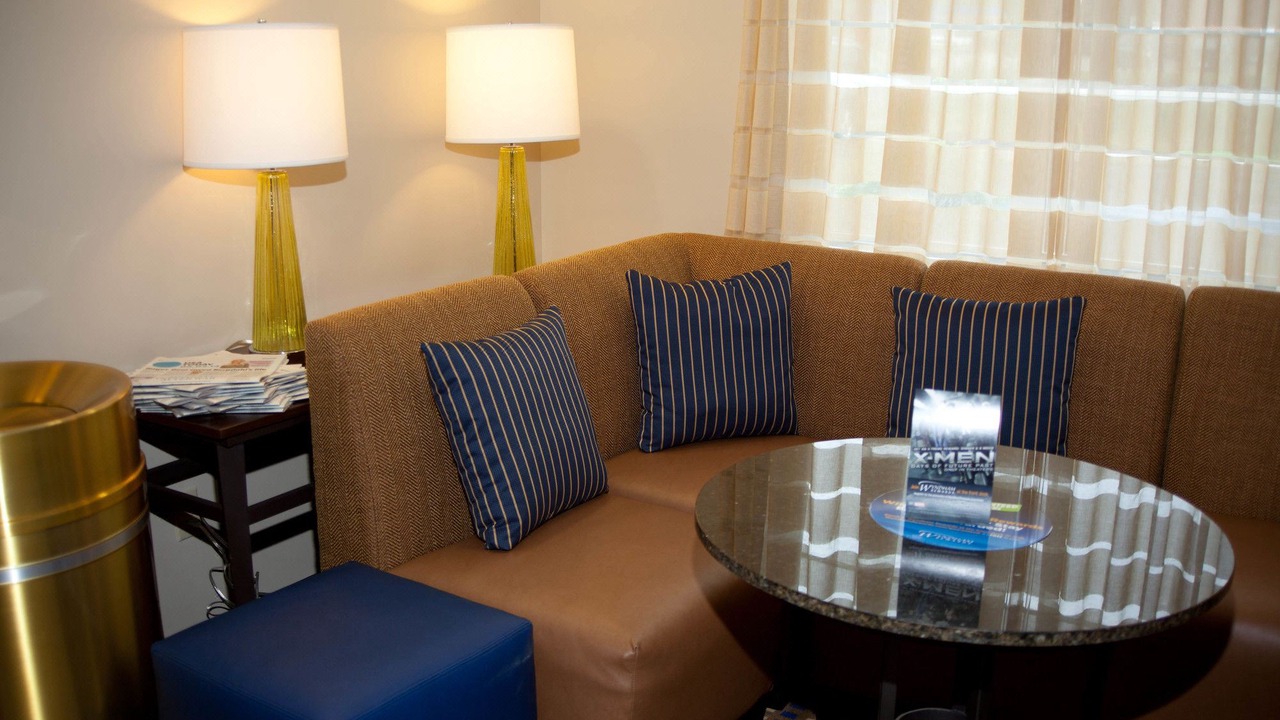 Photo of Livingroom in Erie