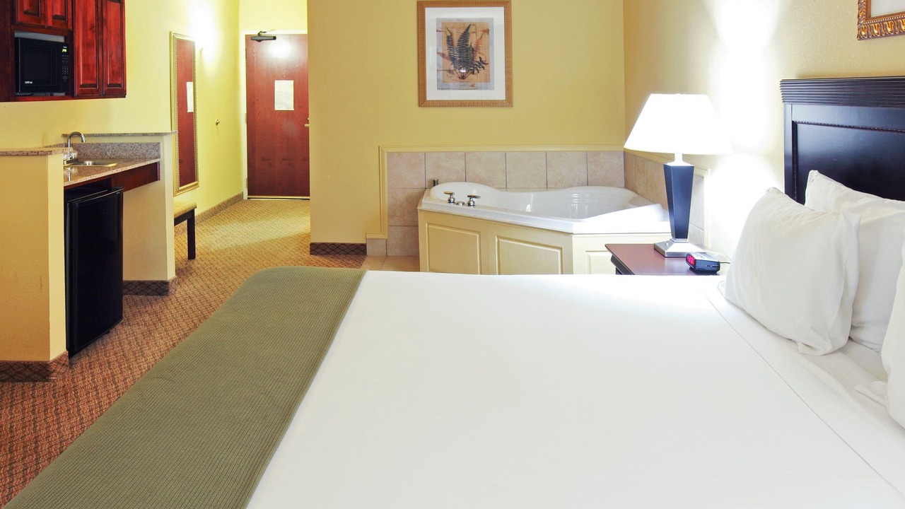 Photo of Bedroom in Springlake
