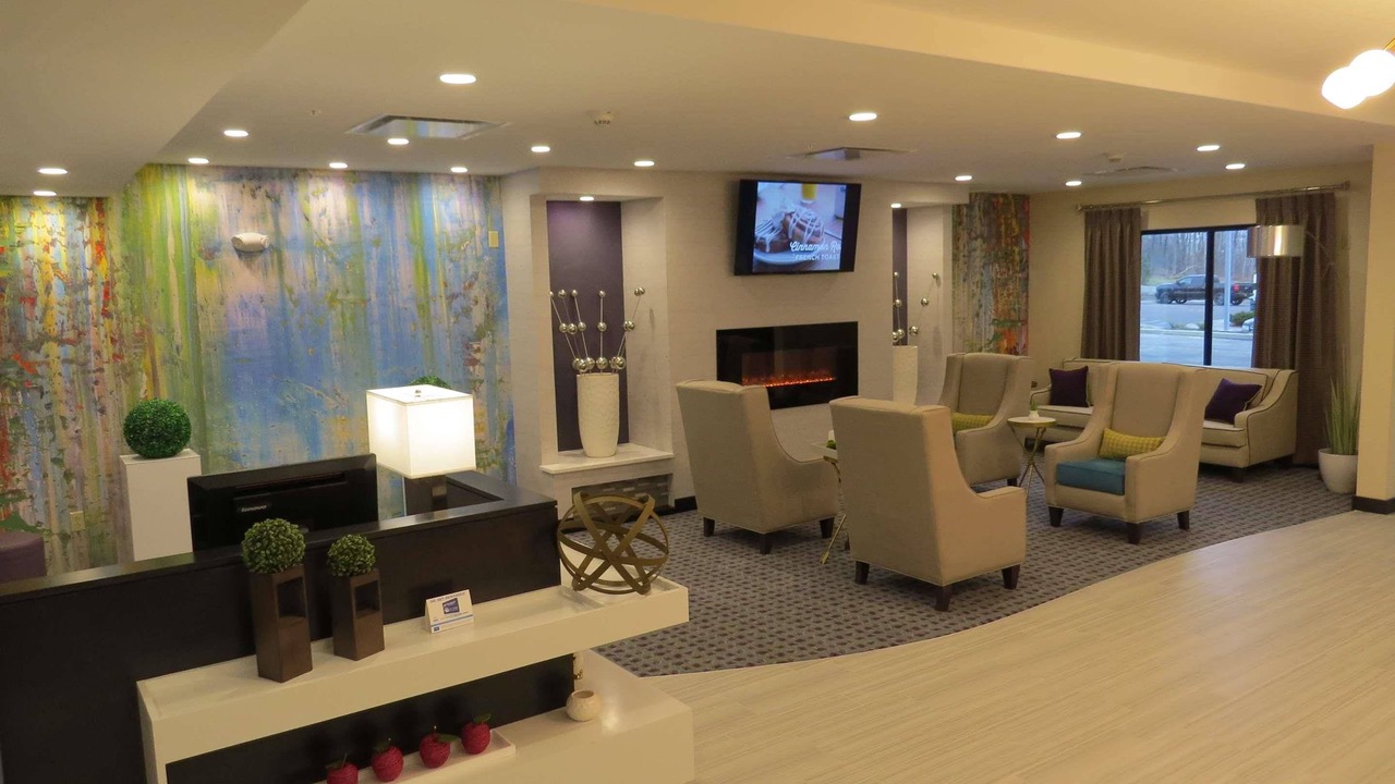 Photo of Livingroom in Erie