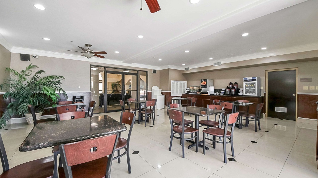 Photo of Livingroom in Kingsville