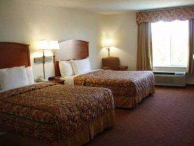 Photo of Bedroom in Garland