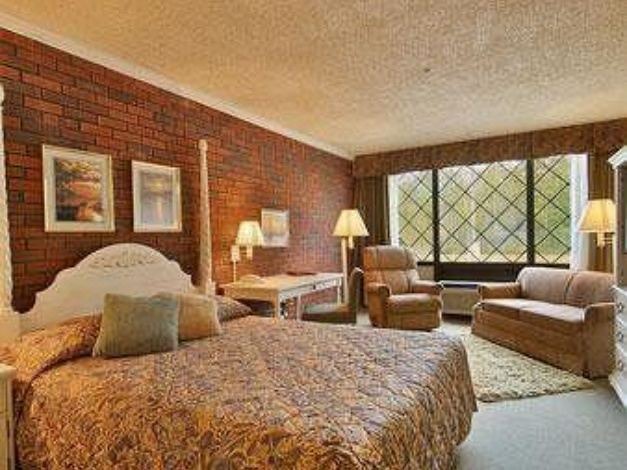 Photo of Bedroom in Lewiston
