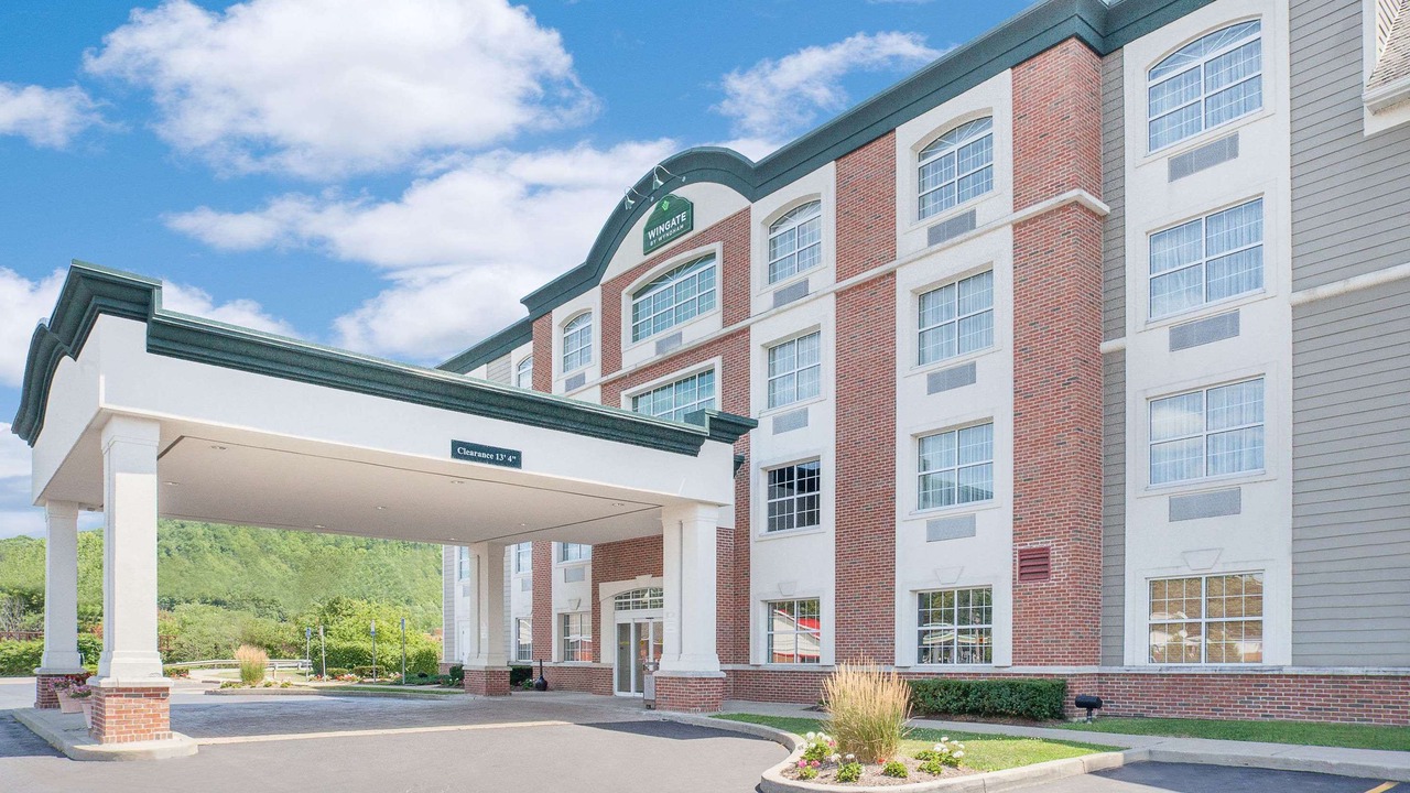 Photo of Buildings in Ellicottville