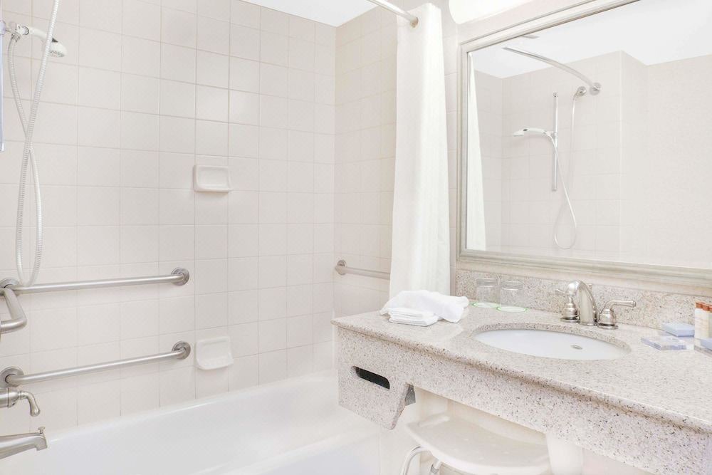 Photo of Bathroom in Ellicottville