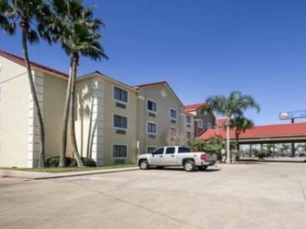 Photo of Buildings in Kingsville