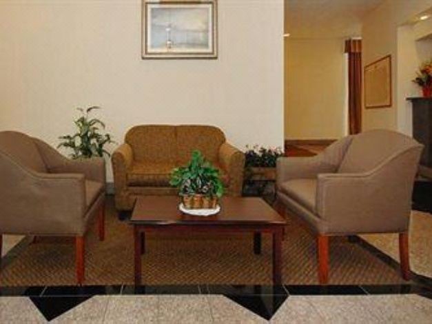 Photo of Livingroom in Fairview
