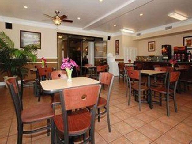 Photo of Livingroom in Kingsville