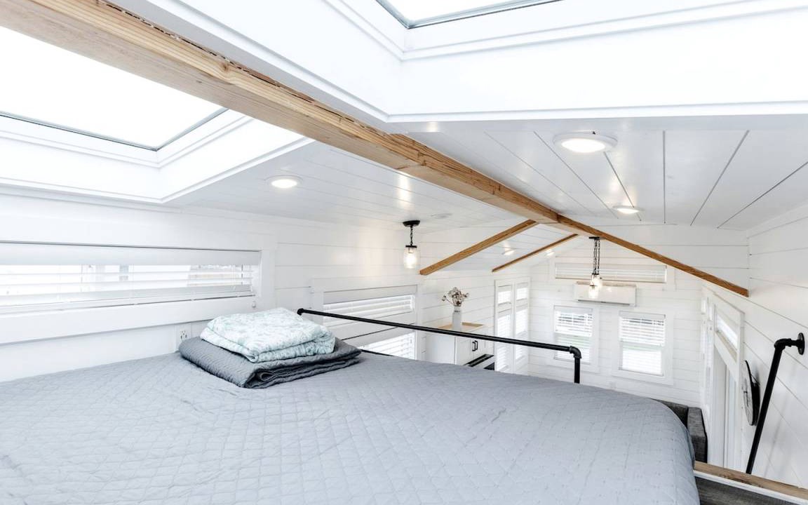 Photo of Others in Apple Valley