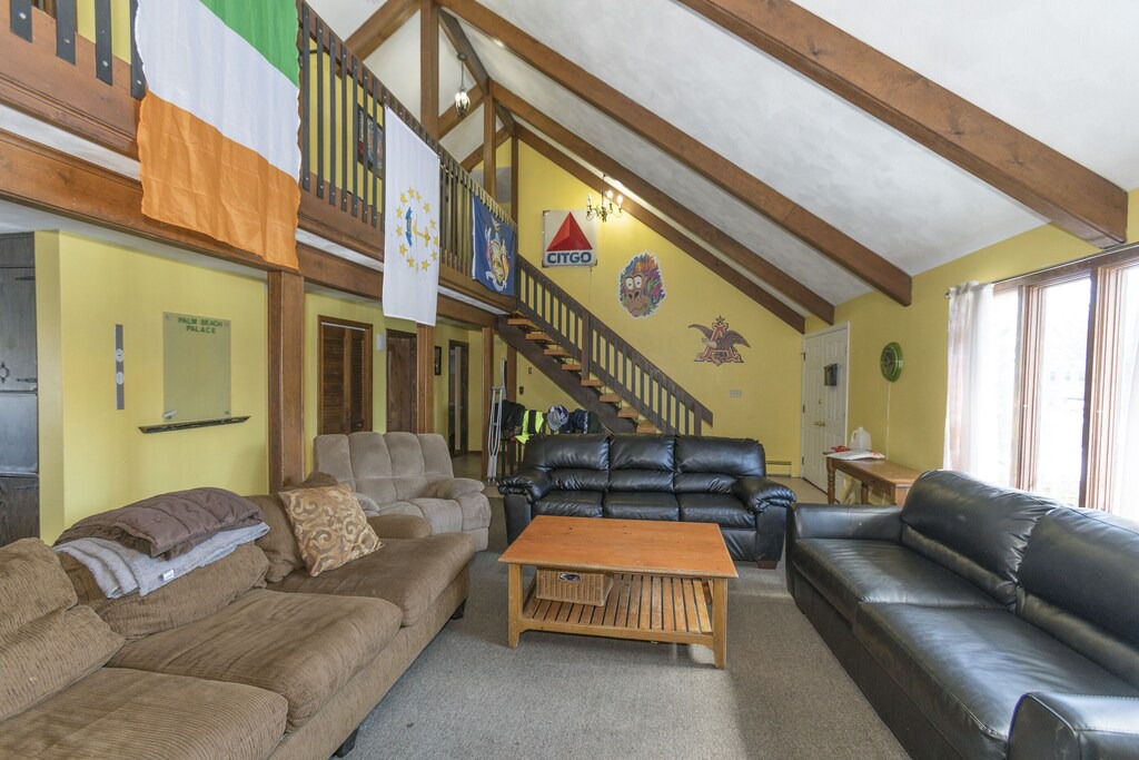 Photo of Livingroom in Briggs Farm