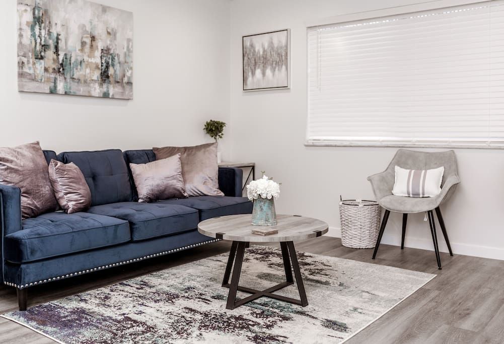 Photo of Livingroom in University District