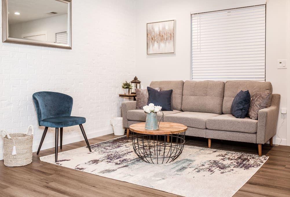 Photo of Livingroom in University District