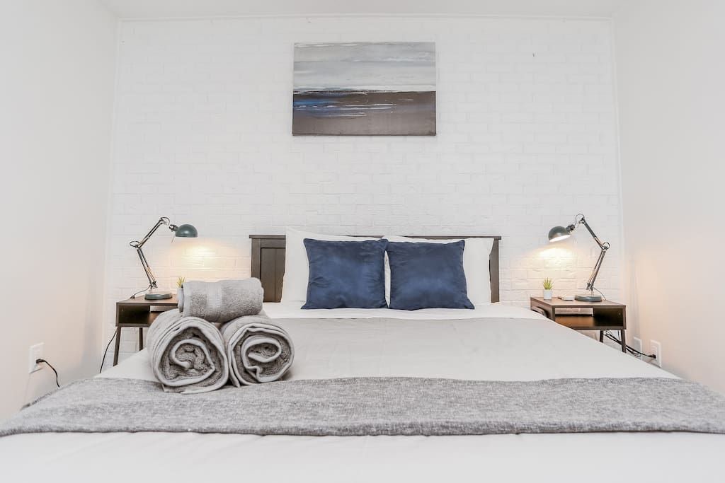 Photo of Bedroom in University District