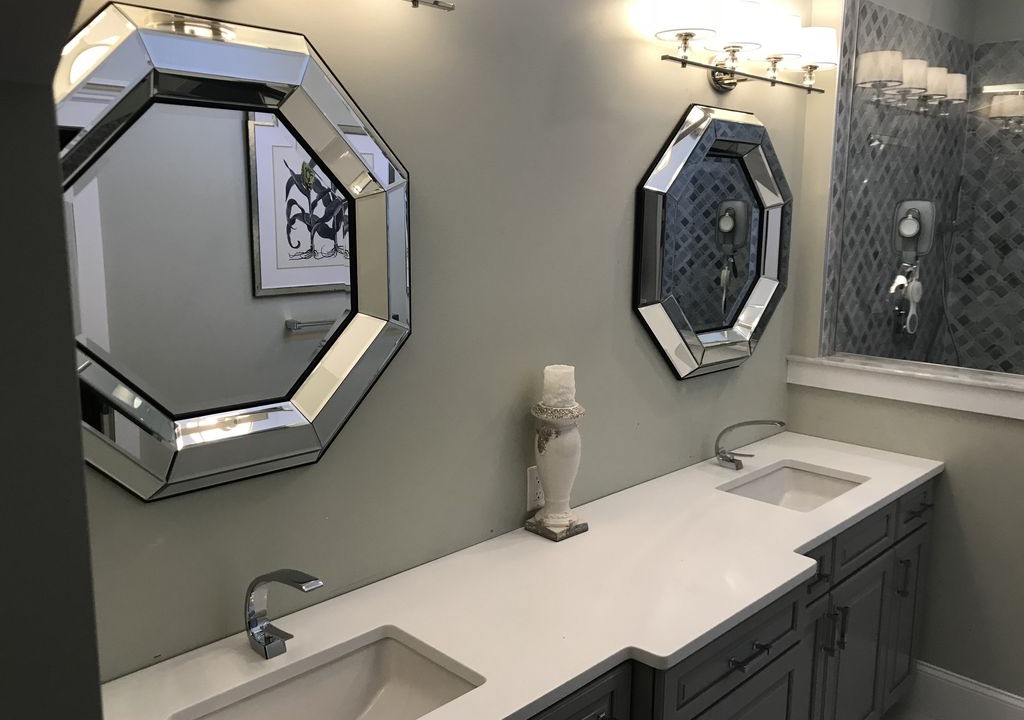 Photo of Bathroom in Town of Reading
