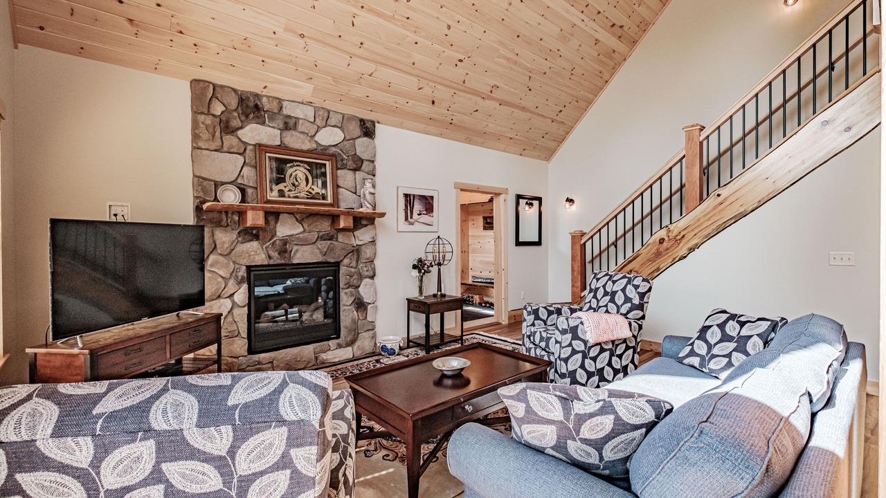 Photo of Livingroom in Bethel