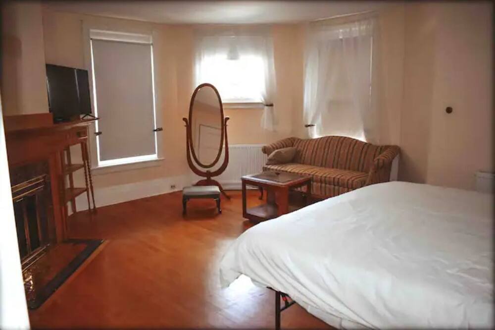 Photo of Bedroom in Lewiston