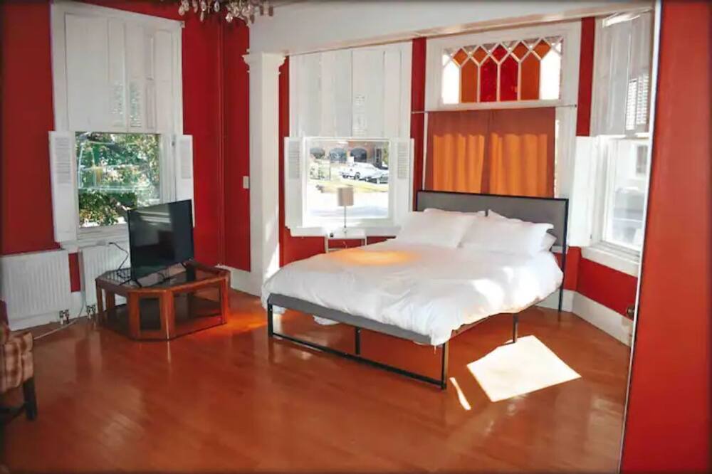 Photo of Bedroom in Lewiston
