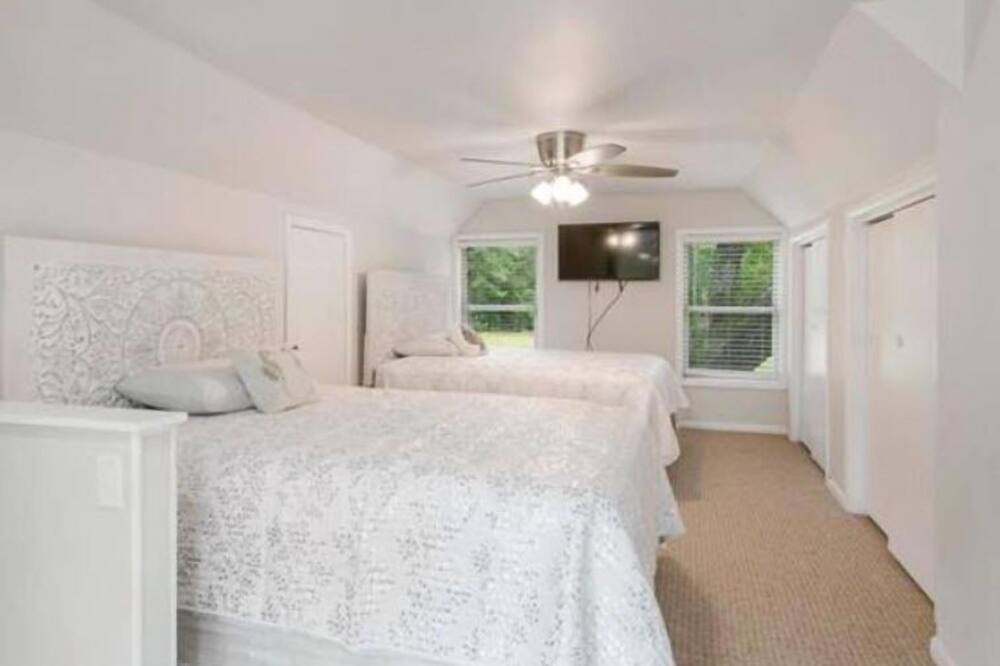 Photo of Bedroom in Cleora