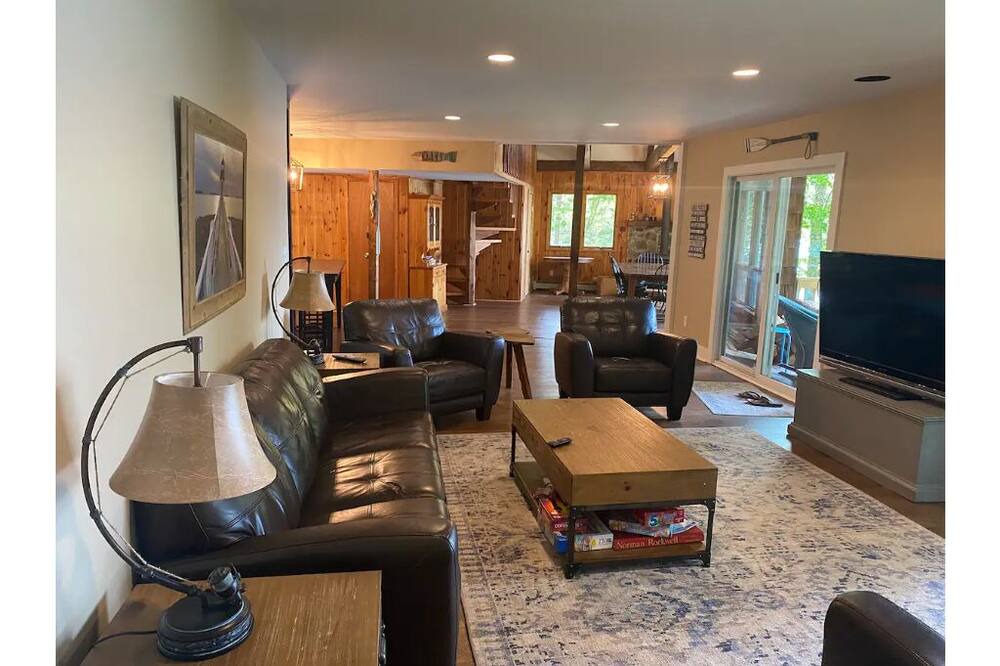 Photo of Livingroom in Lake Pleasant