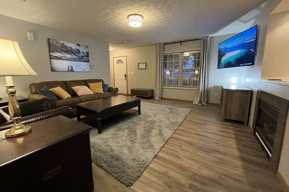 Photo of Livingroom in Polaris