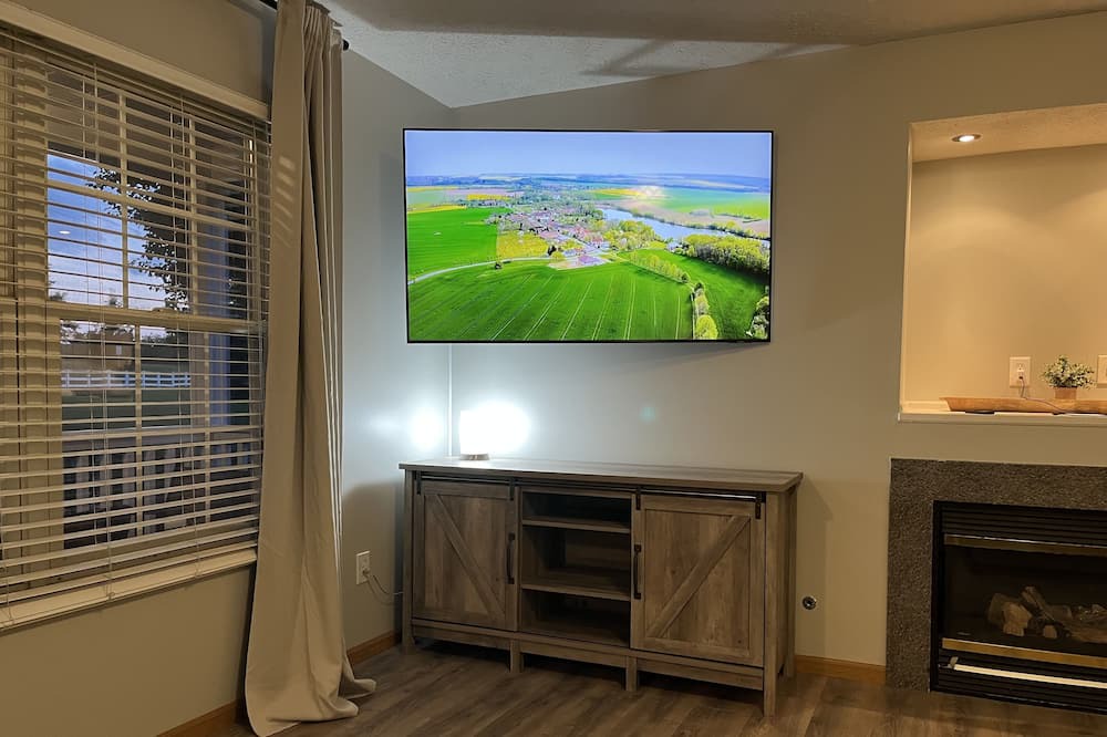 Photo of Bedroom in Polaris