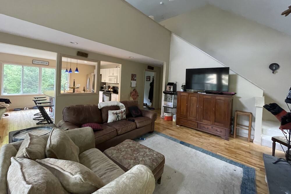 Photo of Livingroom in Bridgton
