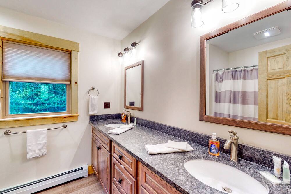Photo of Bathroom in Carrabassett Valley