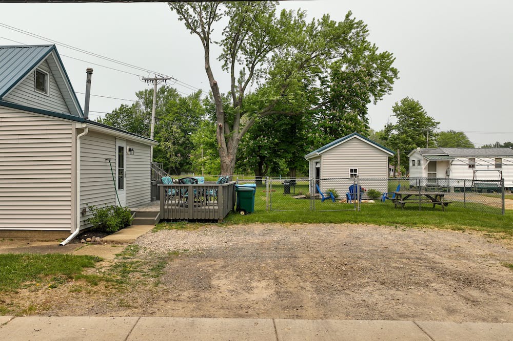Photo of Outdoor in Lake Erie Beach