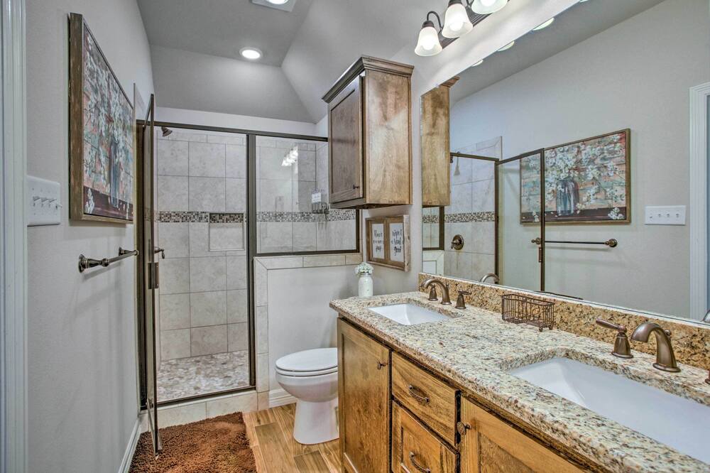 Photo of Bathroom in Greenville