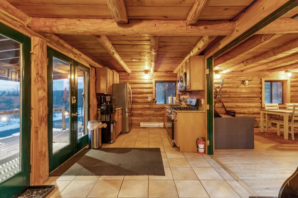 Photo of Kitchen in Ellicottville