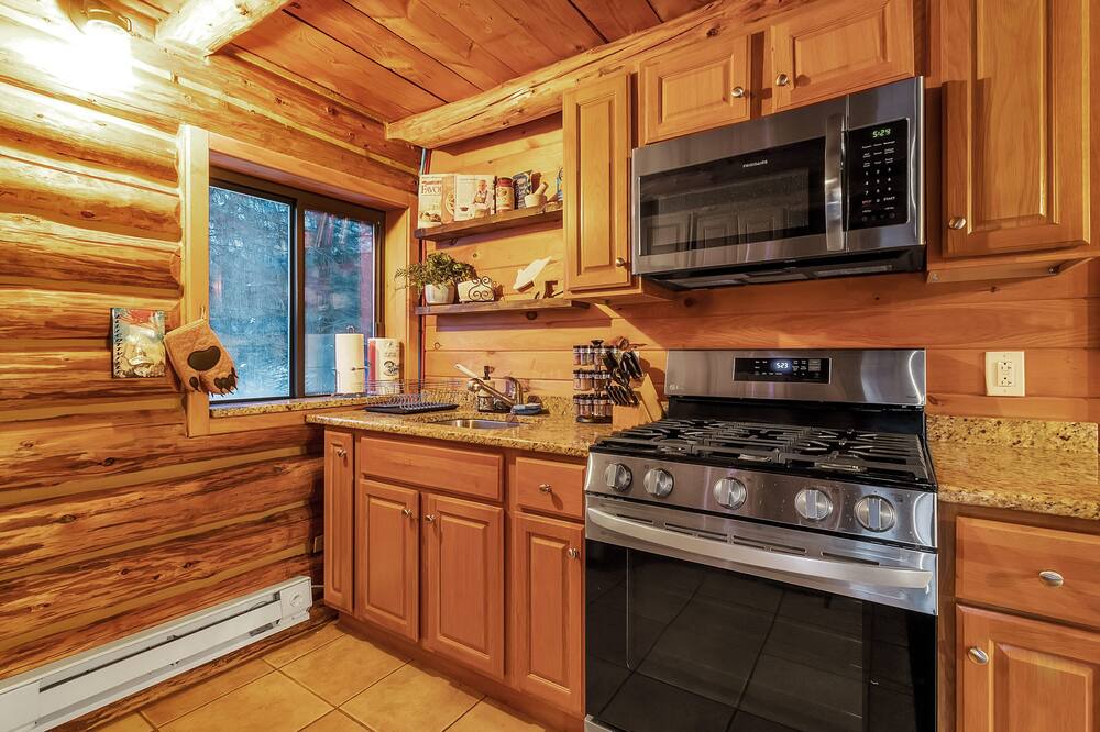 Photo of Kitchen in Ellicottville