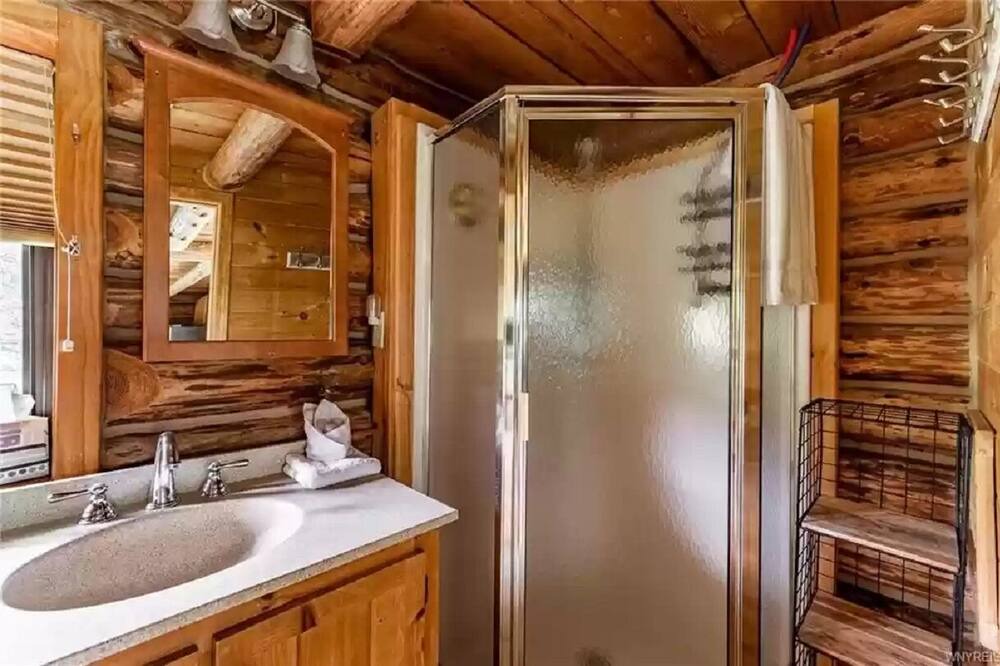 Photo of Bathroom in Ellicottville