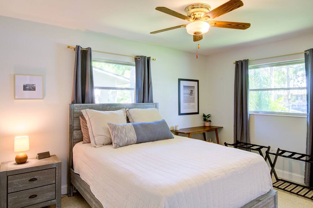Photo of Bedroom in Park East