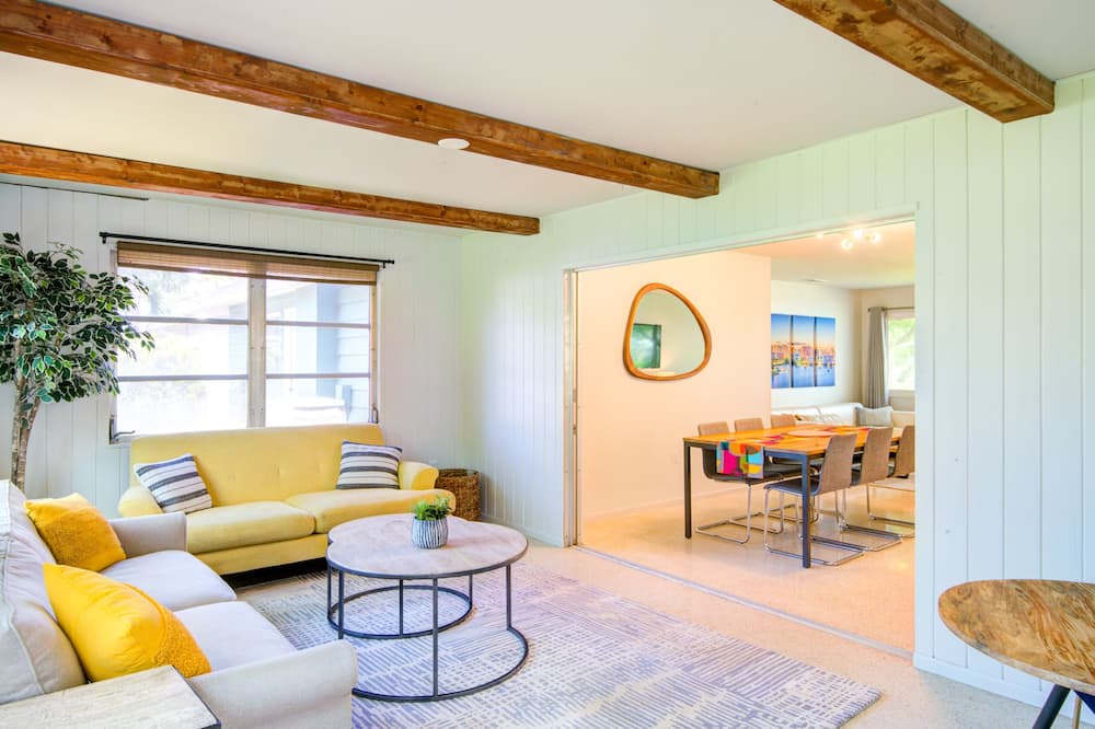 Photo of Livingroom in Park East