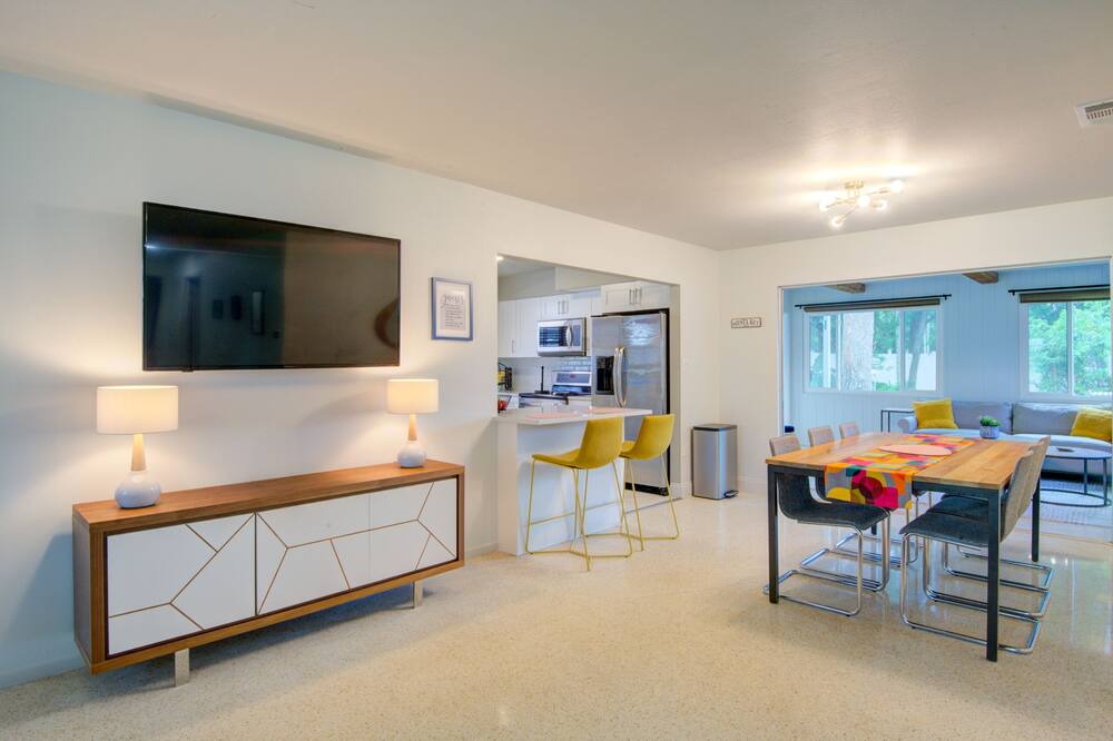 Photo of Livingroom in Park East