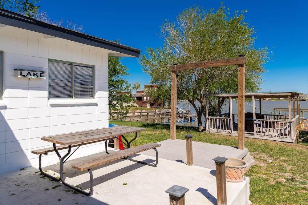 Photo of Outdoor in Pernitas Point