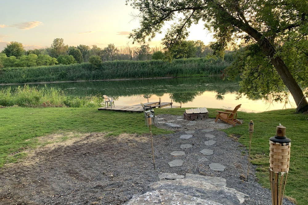 Photo of Outdoor in Cayuga