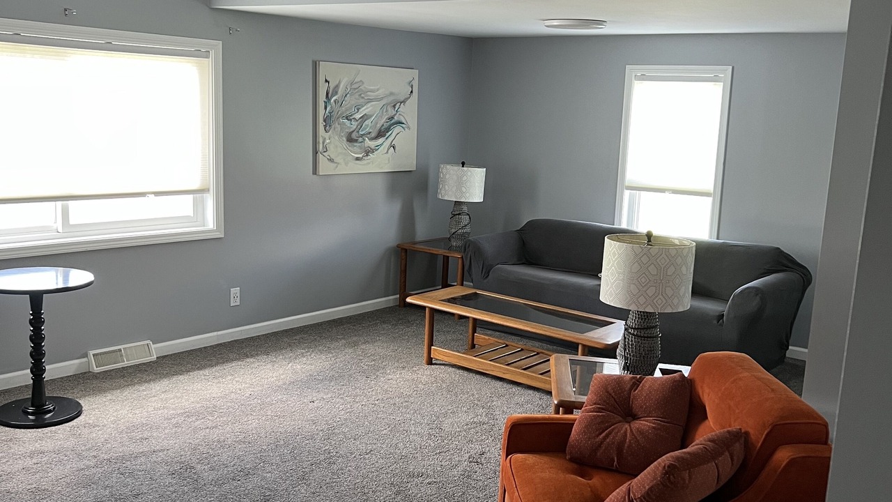 Photo of Livingroom in Jamestown